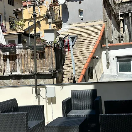 Elisa House 3 아파트